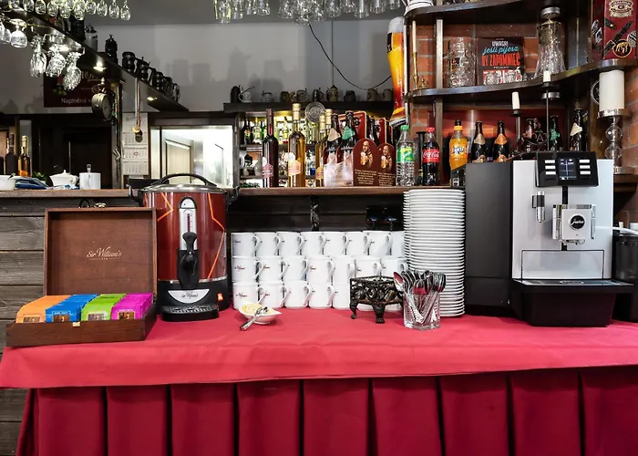 Sokolka 住宿加早餐酒店 Srebrna Góra